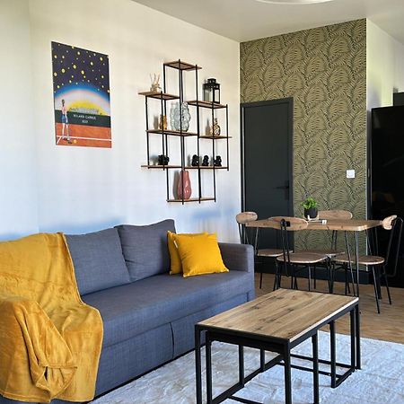 F2 Cosy Au Centre De La Chatre Bagian luar foto
